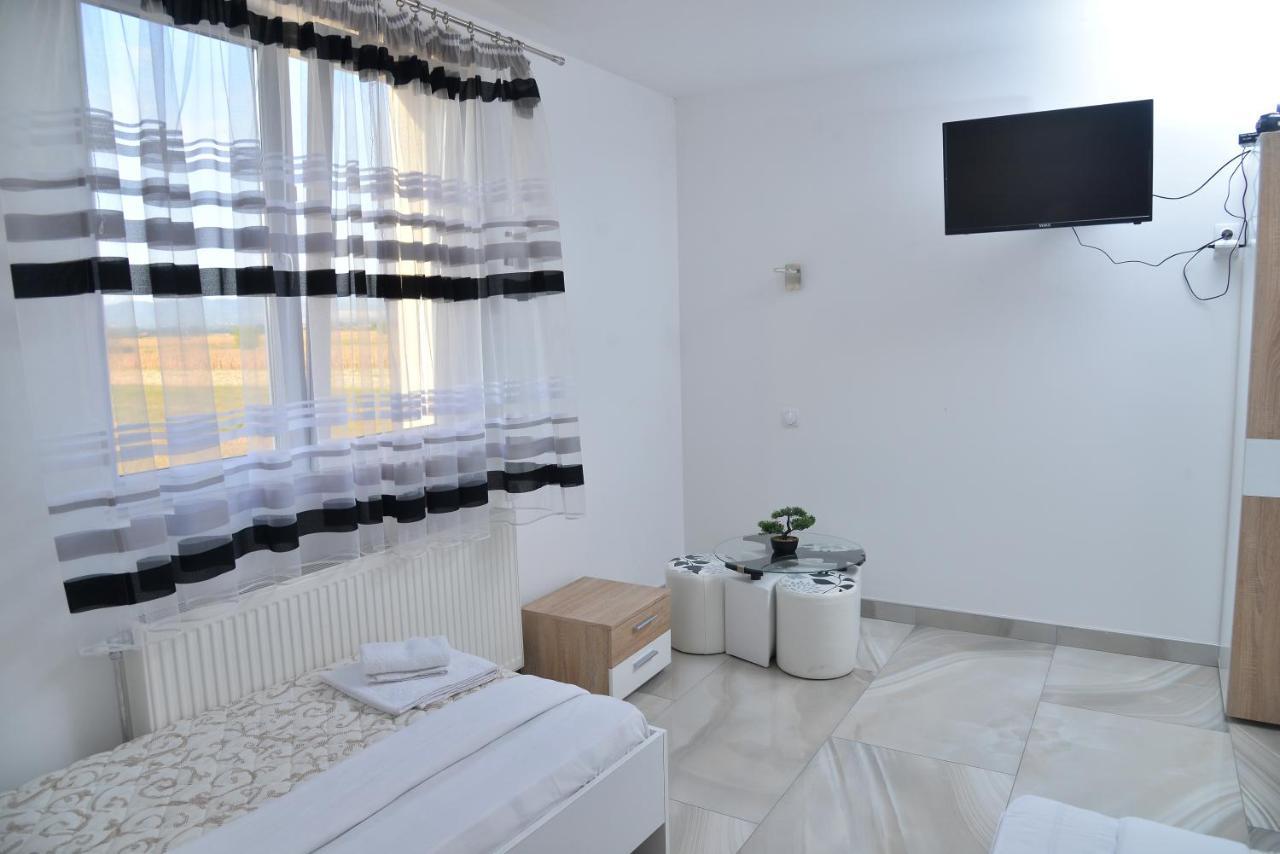 Mesecev Konak Bed & Breakfast Ni Dış mekan fotoğraf