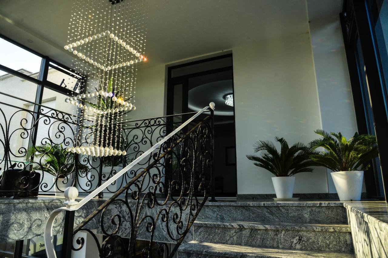 Mesecev Konak Bed & Breakfast Ni Dış mekan fotoğraf